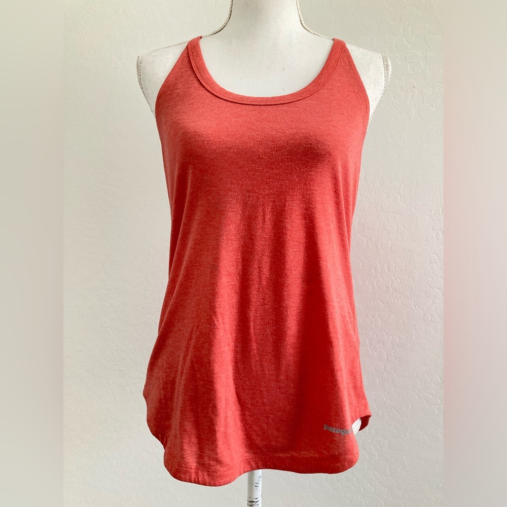 Patagonia Coral Pink Nine Trails Racerback Tank Top Size Medium